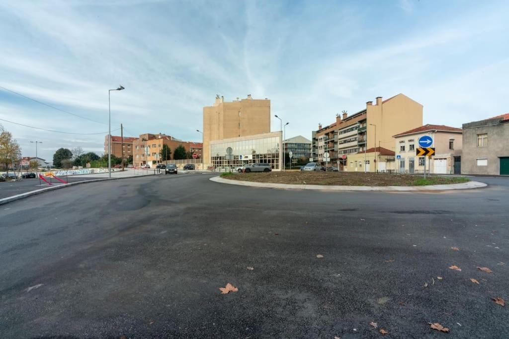 Modern Studio Near Metro Station Senhora da Hora Екстер'єр фото